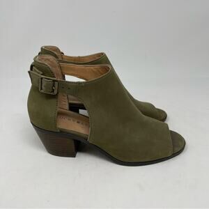 Lucky Brand Olive Green Sandals